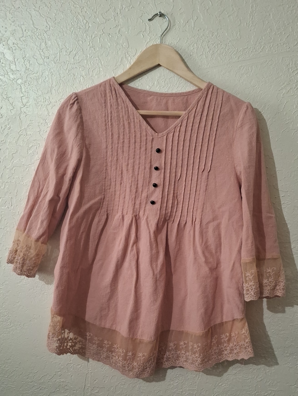 Women's Dusty Rose Pintuck Tunic with Lace Trim